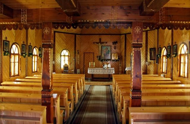 Drewniany kościół św. Józefa na Mlaskawce